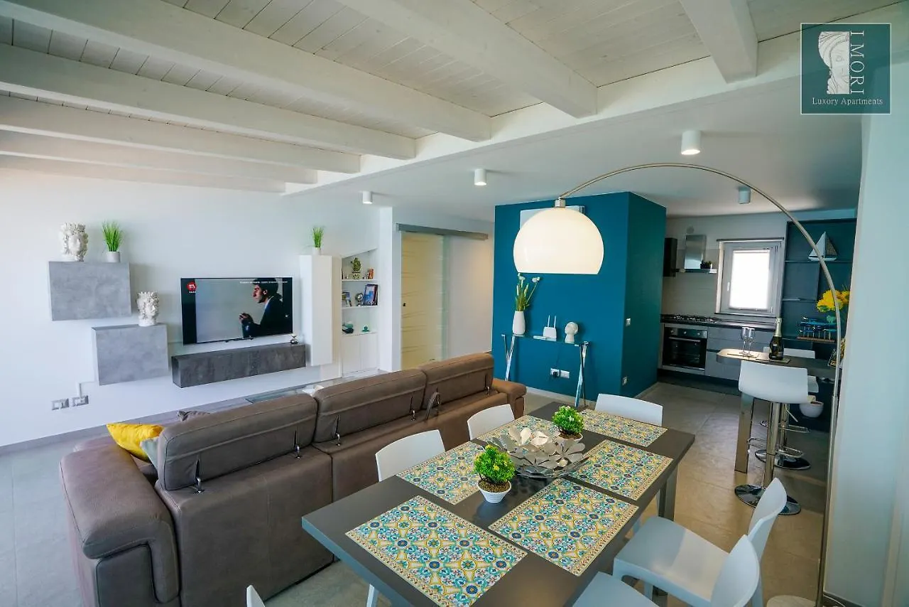 I MORI LUXORY APARTMENTS - Attico mansardato con incantevole vista mare SantʼAgata di Militello Italia