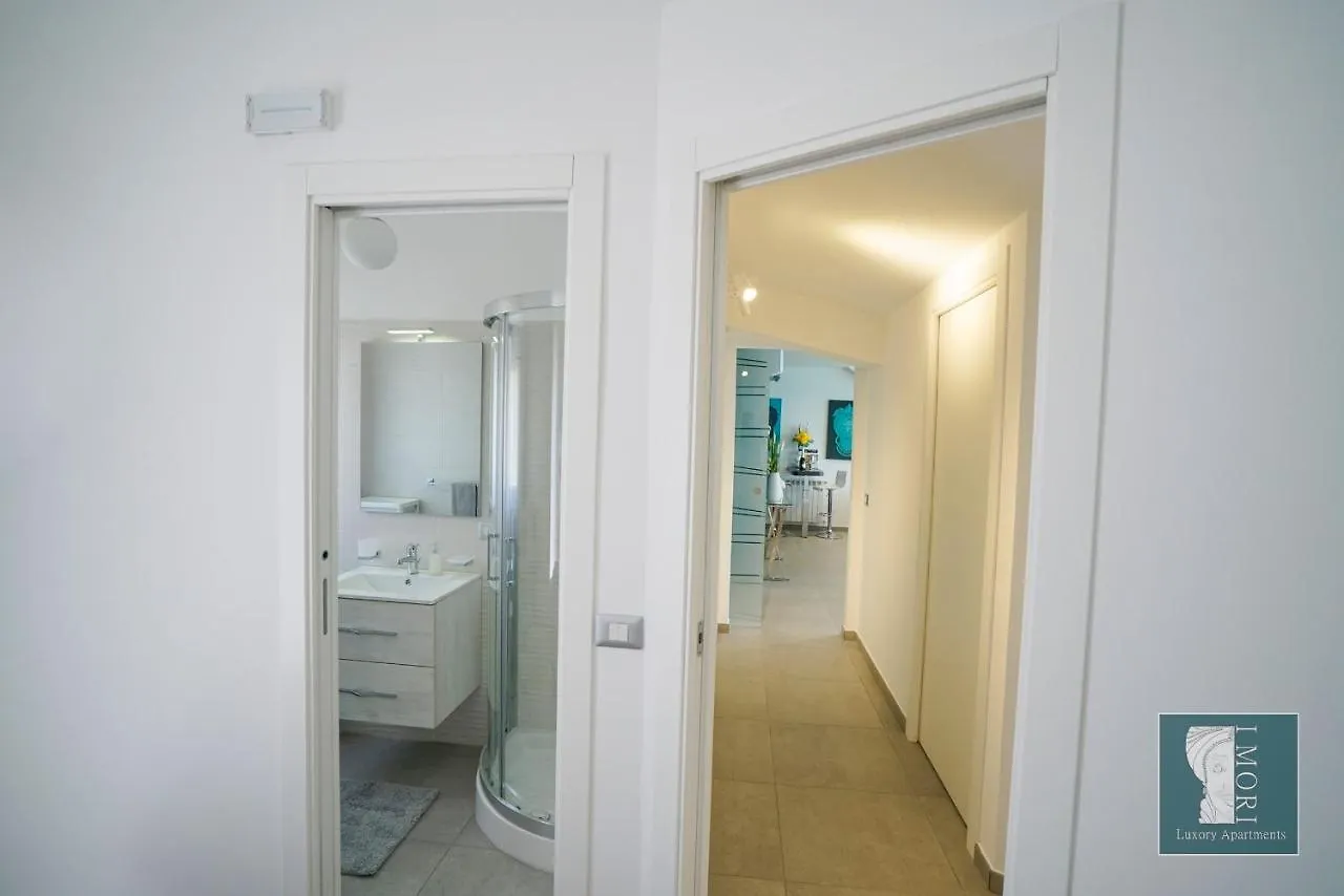 I MORI LUXORY APARTMENTS - Attico mansardato con incantevole vista mare SantʼAgata di Militello 0*,