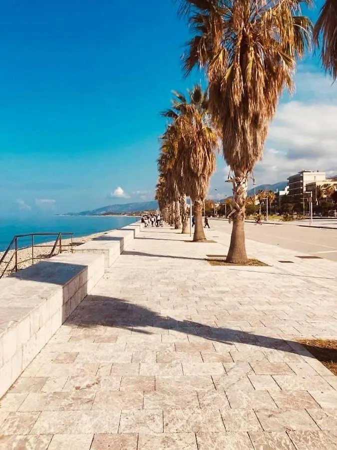I MORI LUXORY APARTMENTS - Attico mansardato con incantevole vista mare SantʼAgata di Militello Italia
